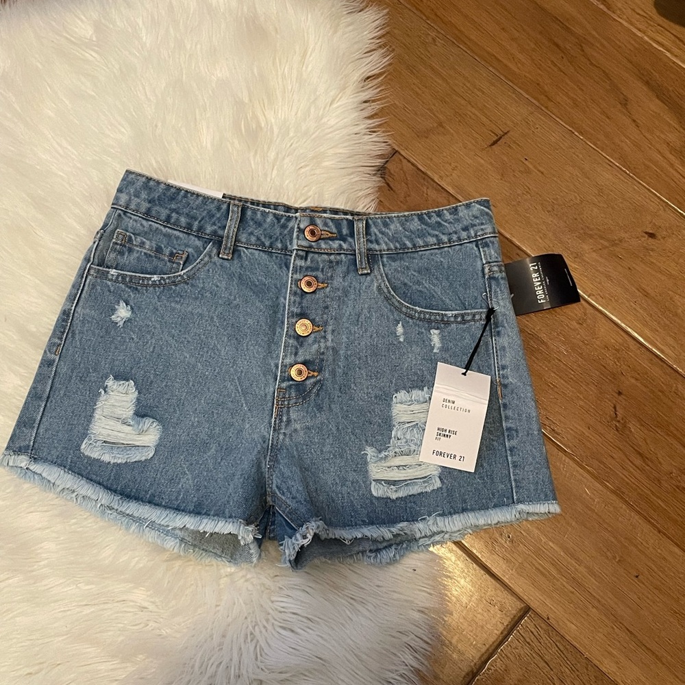 NWT Forever 21 High Rise Jean Short